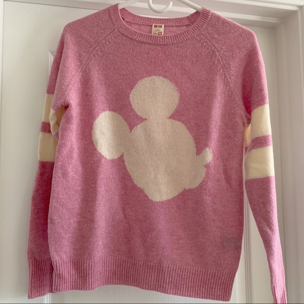 Uniqlo Minnie Sweater
